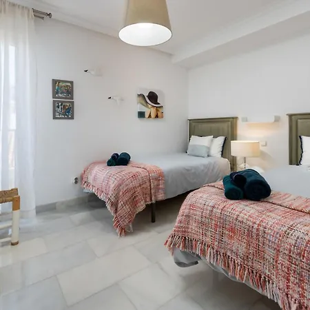 Garden House Frontline