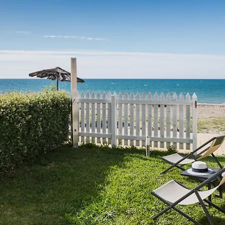 Beachfront Garden By Libehomes Σπίτι διακοπών Εστεπόνα