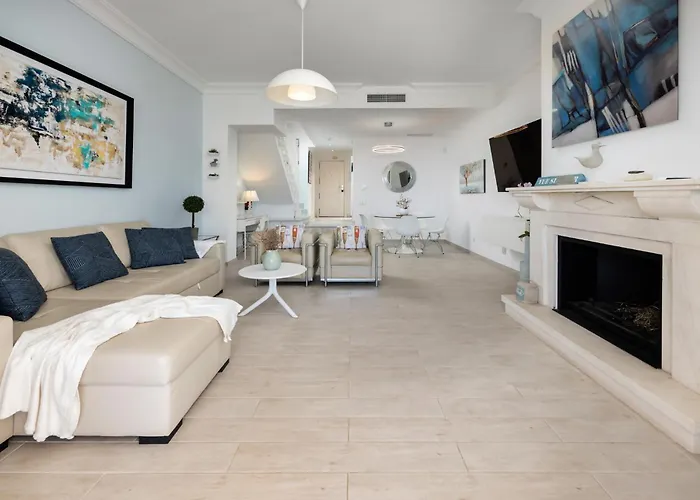 Garden House Frontline