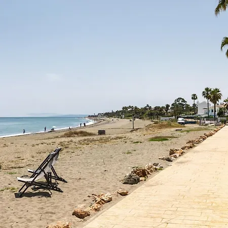 Garden House Frontline Feriehus *