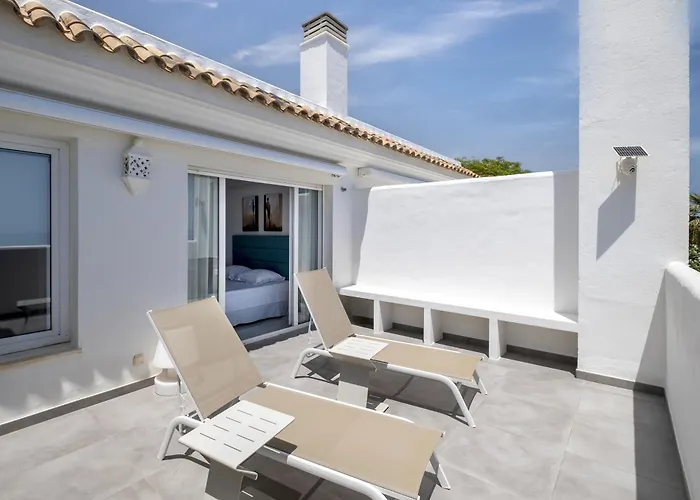 Garden House Frontline * Estepona